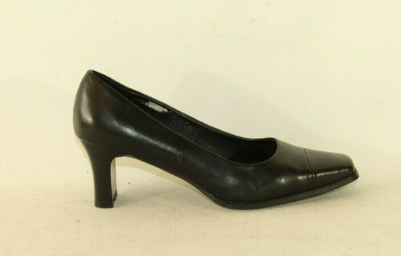 black leather mid heel court shoes