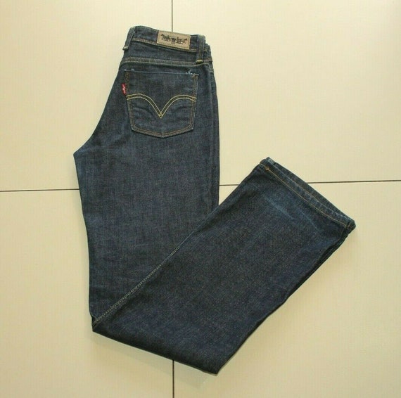 levi 627 straight fit women's