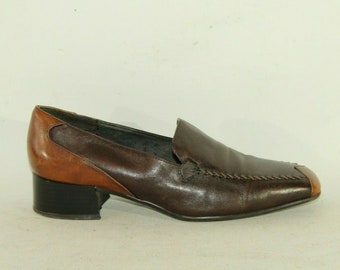 Vintage Women's Brown Leather BELLISSIMA Granny Style Stitch Low Heel Shoes Size 7.5 /41