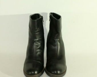 Vintage Women's Black Leather WERA Zip Almond Toe High Heel Casual Ankle Boots Sz 6 / 39