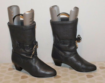 Vintage Women's Grey Leather Pull On Tassel Pointed Mid Calf Mid Heel Boots Sz 4.5 /37.5