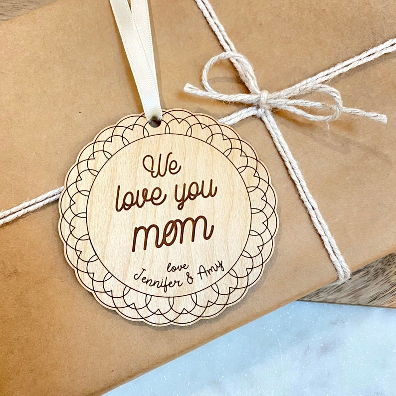 Wooden Mothers Day ornament gift card, We Love You, 180 image 2