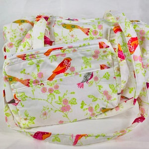 Bolso/monedero con cremallera hecho a mano "Pájaros rosados"