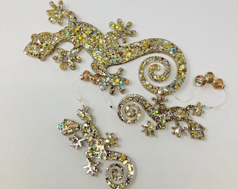 Gold Glitter Resin Gecko Suncatcher 24"