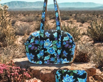 Regal Asian Floral  Zippered Bag Set