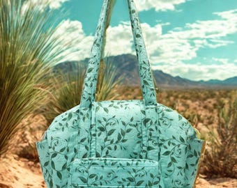 Green Vine Zippered Bag Set