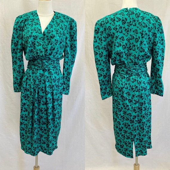 Vintage 80s surplice green paisley secretary midi 