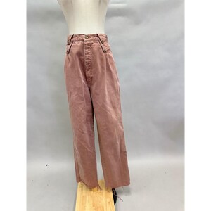 Wrangler Vintage 90s Denim Rose V-Waist Pleated Front Jeans Frayed Hem Size 12 image 2