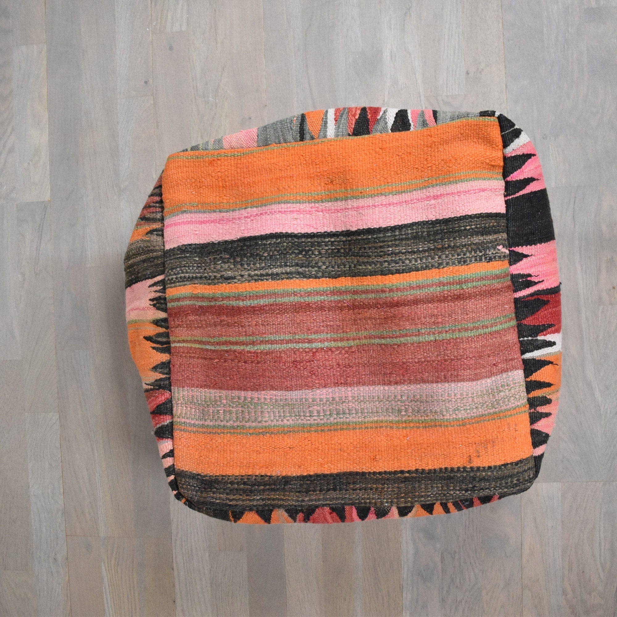 Housse de Pouf Marocain Berbère Kilim Colorés 50X50X25 cm 1, 6 X 0, 8 Ft