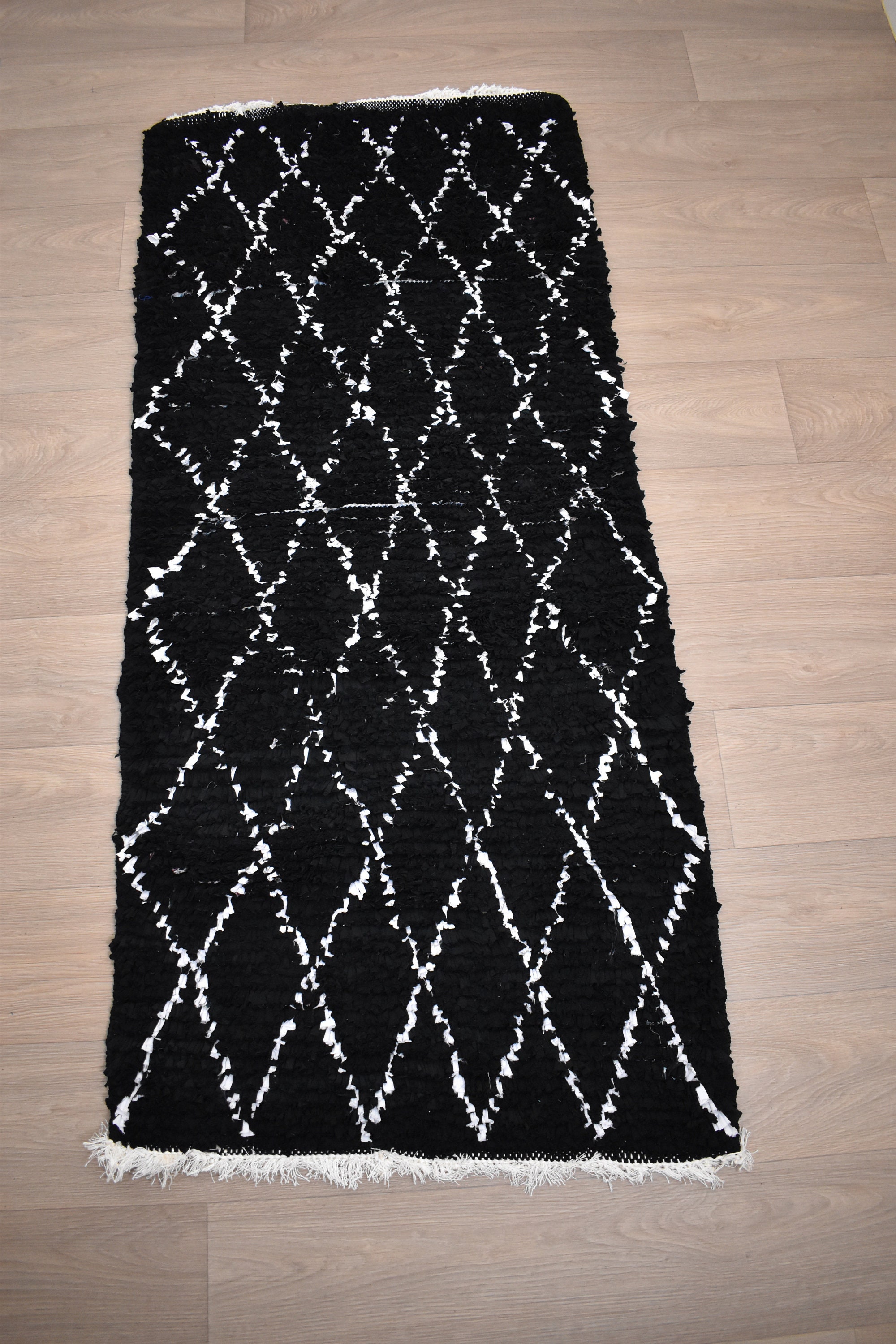 Tapis Marocain Berbère Boucherouite Noir/Blanc 175 X 78 cm 5, 7 2, 5 Ft