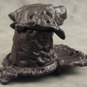 RETRIEVER DOG Cast Iron INKWELL with Pen Tray Hunting Dog Victorian Style image 5