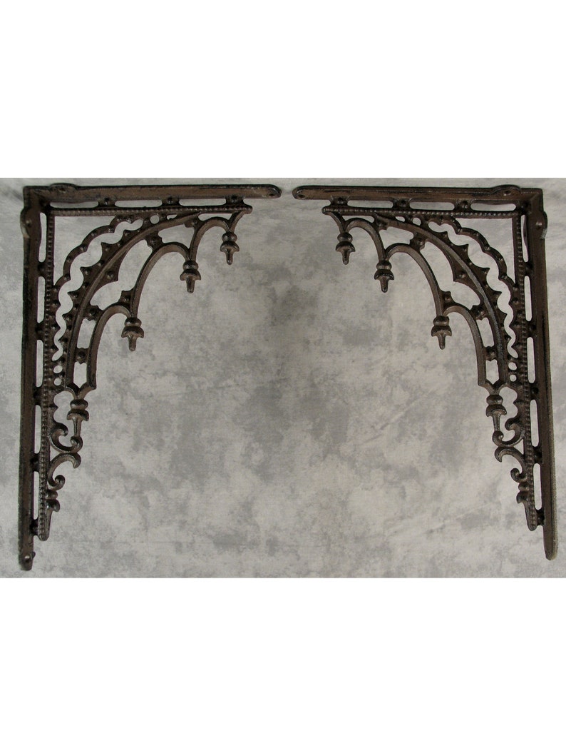 2 ARCHITECTURAL GOTHIC RENAISSANCE Cast Iron SHELF BRACKETS WALL CORNER BRACKETS