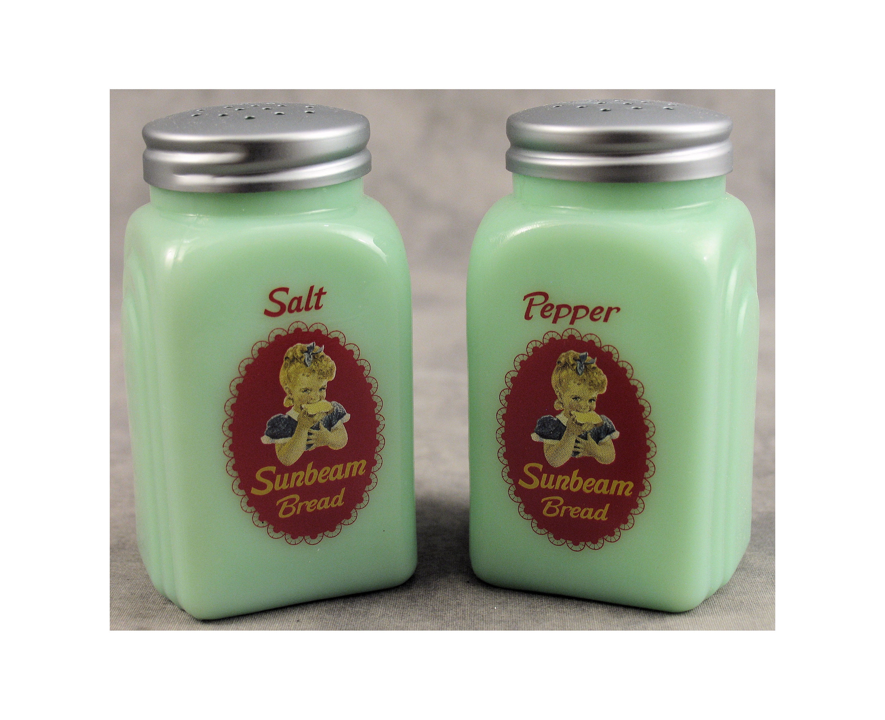 Jadeite Green Glass SUNBEAM Bread SALT & PEPPER Shaker Set Etsy