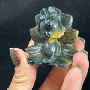 Nine Tail Fox/Hand Carved Nine Tail Fox/Sheen Obsidian/Blue Tiger Eye E3105