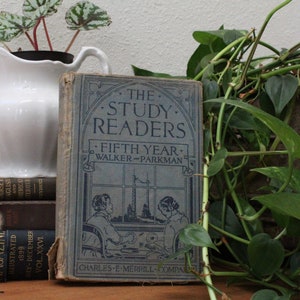 Vintage &quot;The Study Readers: Fifth Year&quot; (Walker & Parkmen) (1924)