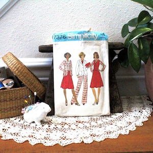 Vintage Simplicity 7376 Sewing Pattern Size 12 (1976)