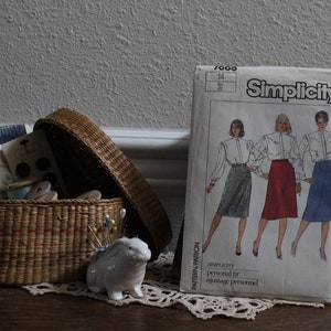 Vintage Simplicity 7668 Sewing Pattern Size 14 (1986)