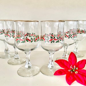Vtg Libbey Holly Berries Christmas Water Goblets, Greenery w Red Ribbon, Gold Rims, Set of 6 Christmas Wine Glasses, Holiday Stemware