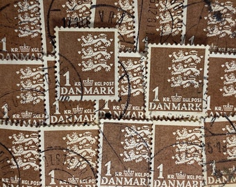 切手アート、茶色、王家の紋章、紋章、1 クローネ、デンマーク、使用