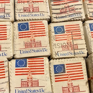 Stamp Art, alte US Flagge, 13 Cent, USA, gebrauchte Briefmarken