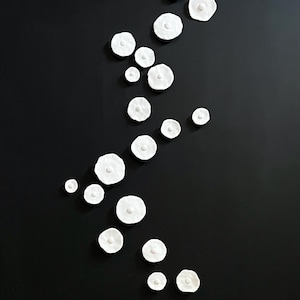 Handgefertigte Moderne Mohn Blumen Skulptur - Elegante 3D Blumen Kunst für die Dekoration Ihres Hauses