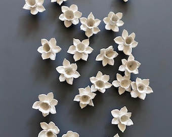 Handmade Clay Daffodil Flower Set – Floral Sculpture, 23 Piece Set
