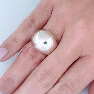 VTG Heavy Solid Tall Dome Ring 925 Sterling Silver, Vintage Polished Modern Minimalist Sterling Silver Sculptural Half Bead Tall Domed Band