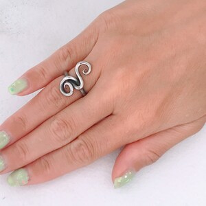 Sterling Silver Forged Twisted Spiral Ring Band, Thick Sterling Silver Wire Formed Wrap Around Ring,  925 Silver Heat Twisted Abstract Ring