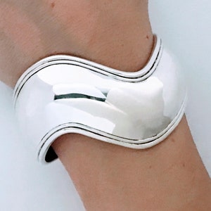 Wavy Sterling Silver Vintage Cuff - Etsy Wavy Sterling Silver Vintage Cuff - Etsy