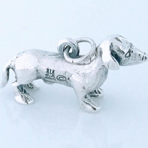 Rare Retired James Avery Sterling Silver 3D Dachshund Dog Charm Pendant  Tag, Older Version JA Doxen Doxie Wiener Sausage Dakel Dog Love Life