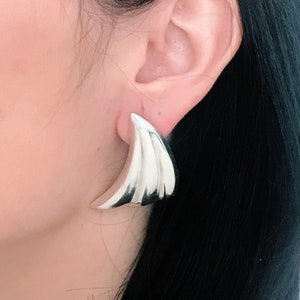 Vintage Taxco Sterling Silver Modernist Earrings, Large Sculptural 925 Silver Puffy Carved Earrings, Chunky Retro Silver Fan Wing Posts