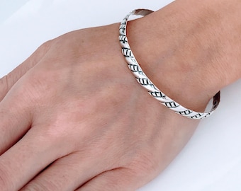 Taxco Eagle 925 Sterling Silver Modernist Bracelet Bangle, Vintage Modern Oxidized Dot Dotted Coil Twist Bangle, Retro Mexico Free Form Cuff