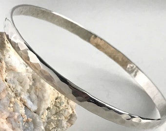 Hammered Sterling Silver Bangle Bracelet, Large Textured Silver Bangle, Modern Minimalist Bangle Band, Stacking Layering Bangle Bracelet