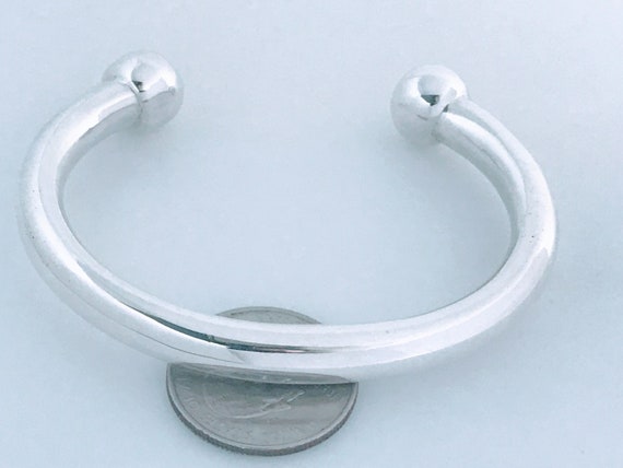 Signed Heavy Vintage Native American Navajo Domed Tubule Turquoise Sterling Silver Bracelet Signed Heavy Vintage Native American Navajo Domed Tubule Turquoise Sterling Silver Bracelet