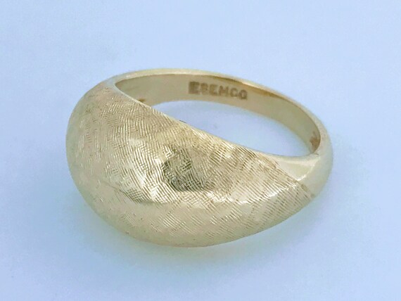 10k gold dome ring deals