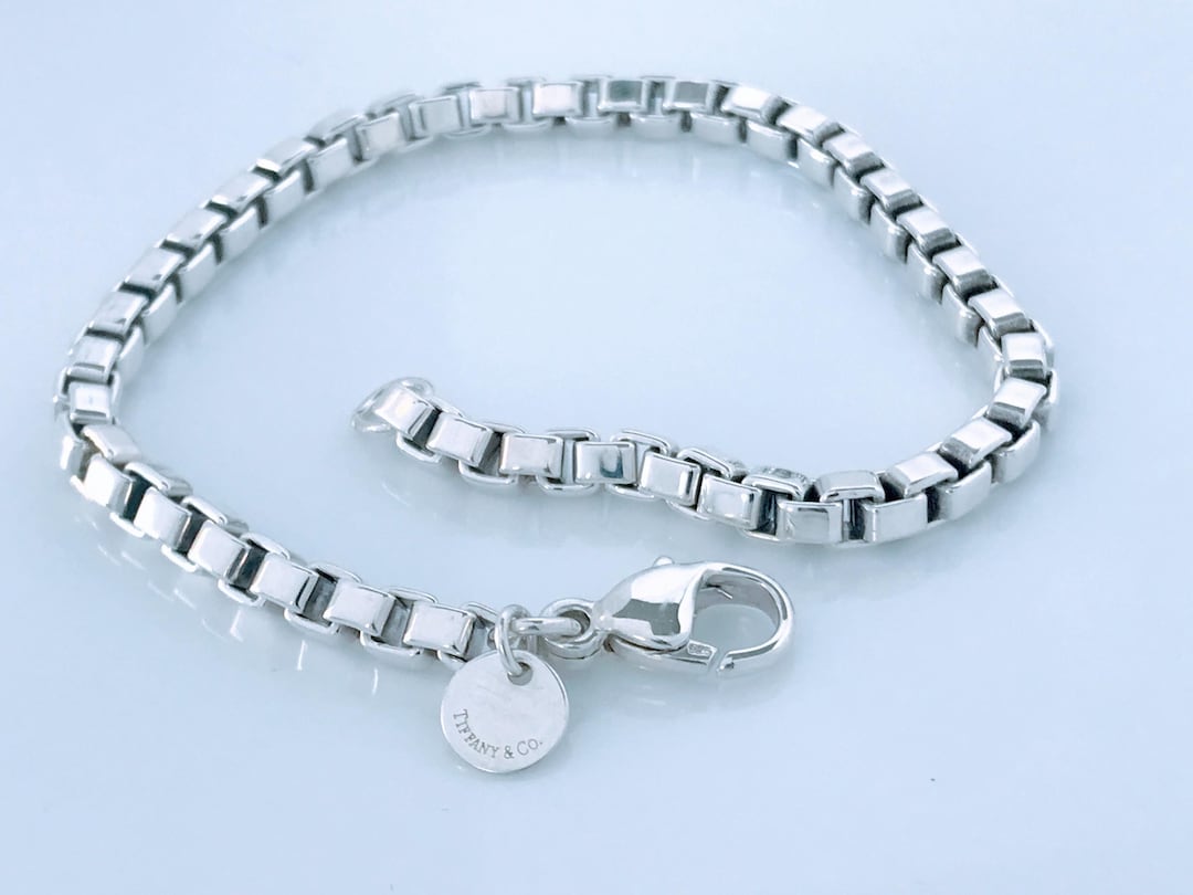 Authentic Tiffany & Co. Sterling Silver Venetian Link Bracelet