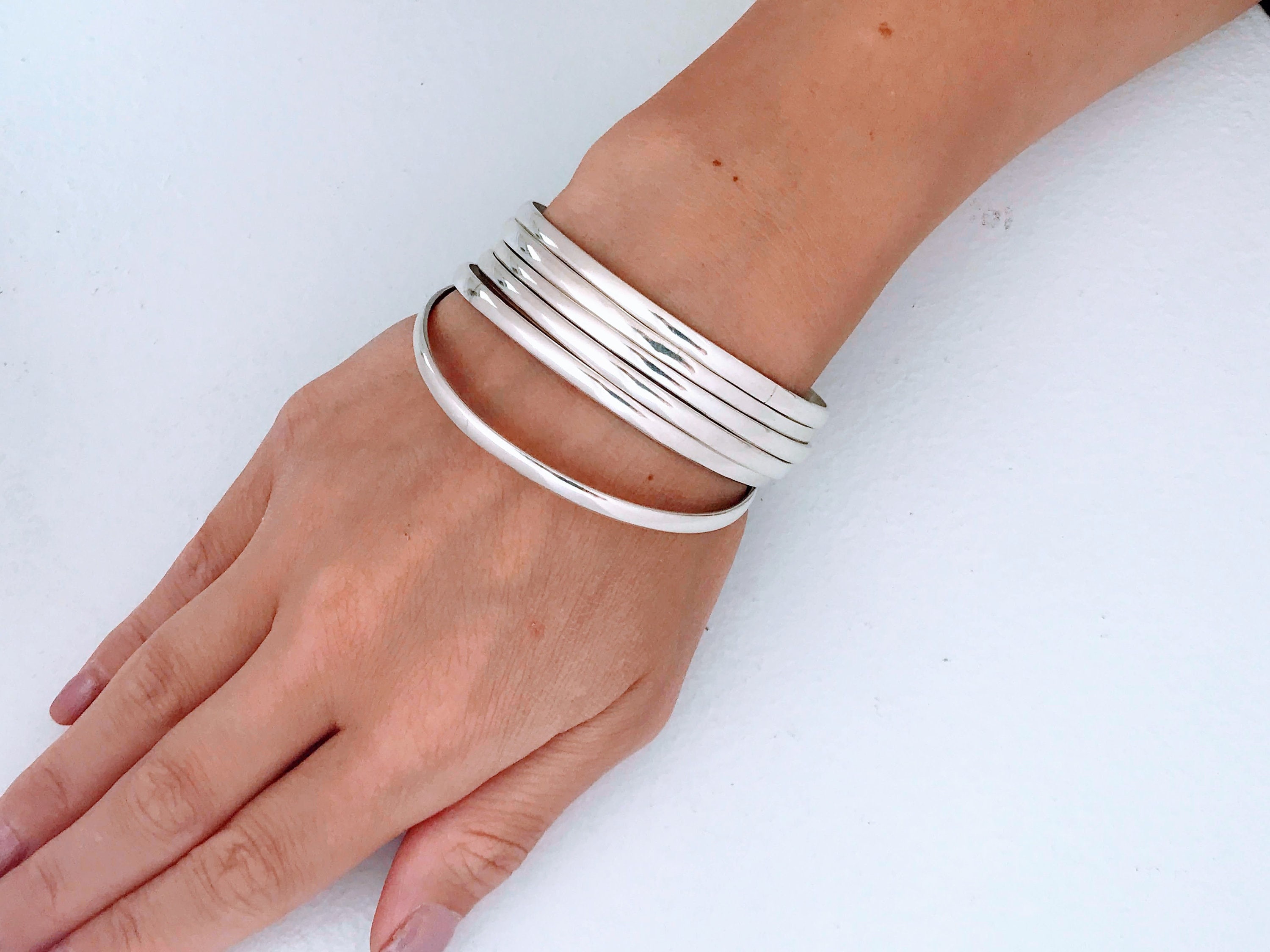 One 925 Sterling Silver Stacking Bangle Bracelet Retro Minimalist Polished Smooth Silver Stacked Bangle Round Layering Smooth 925 Bangles Etsy