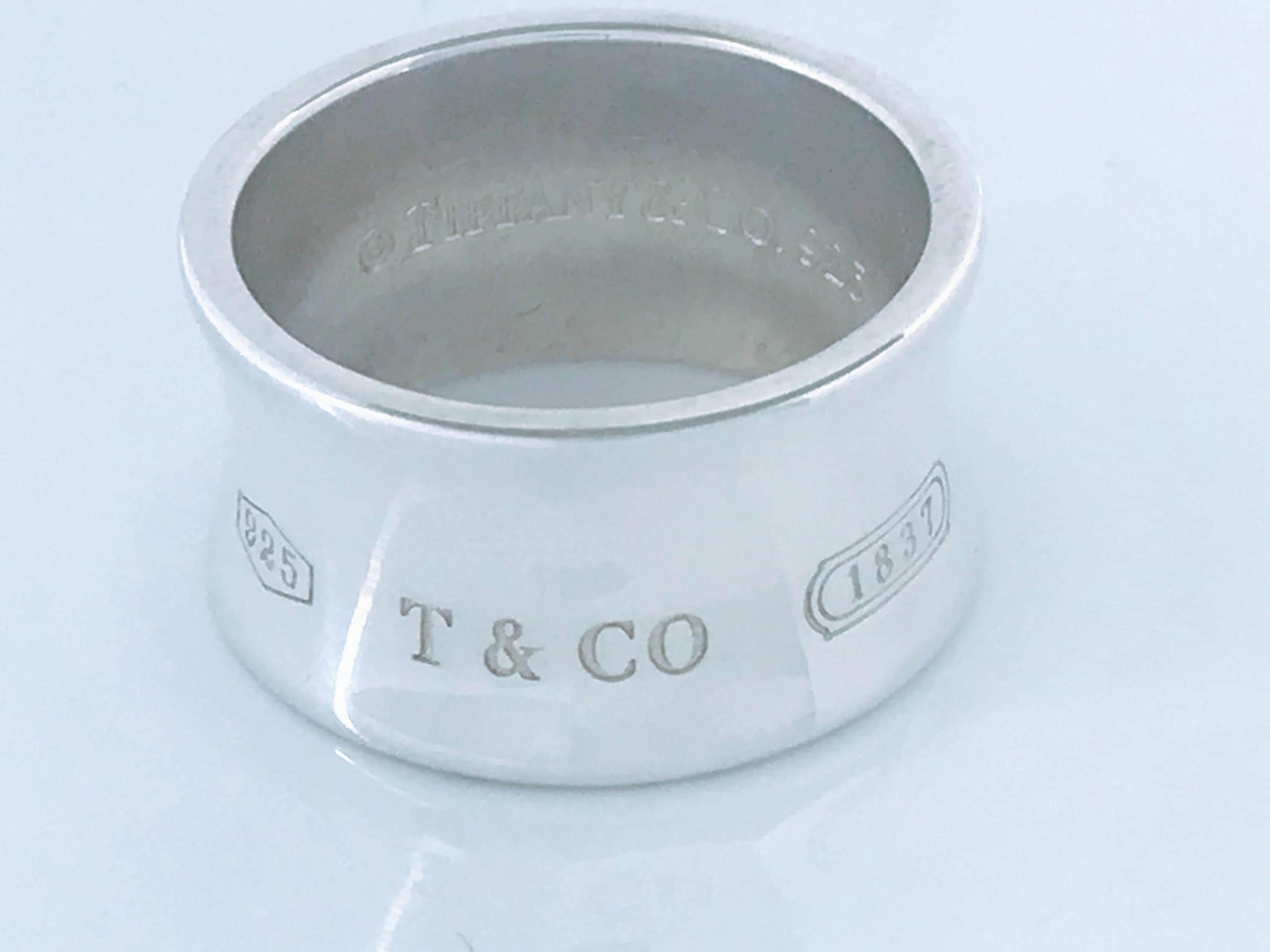 Authentic Tiffany and Co. 1837 Wide Smooth Concave Band Ring, T&co