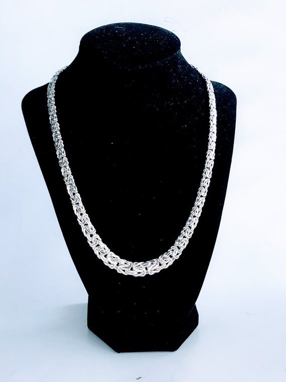 Graduated byzantine necklace sale
