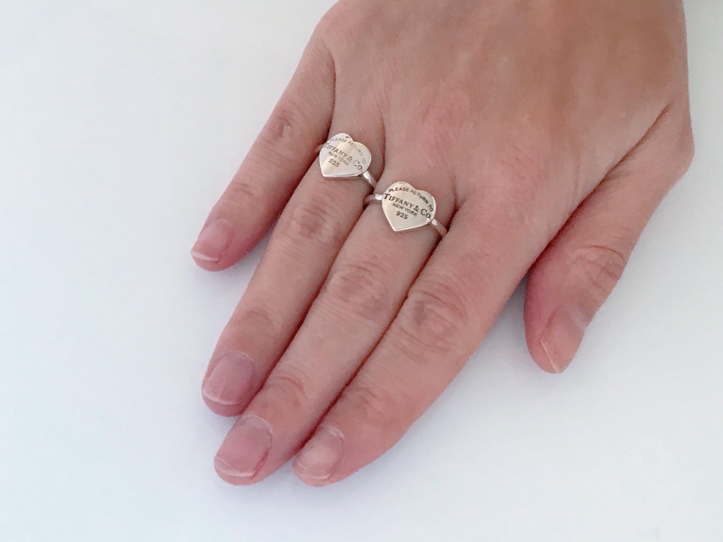 Tiffany & Co. Return to Tiffany ハートリング中古 Authentic Tiffany & Co. Return to Tiffany Heart Ring Band, Vintage