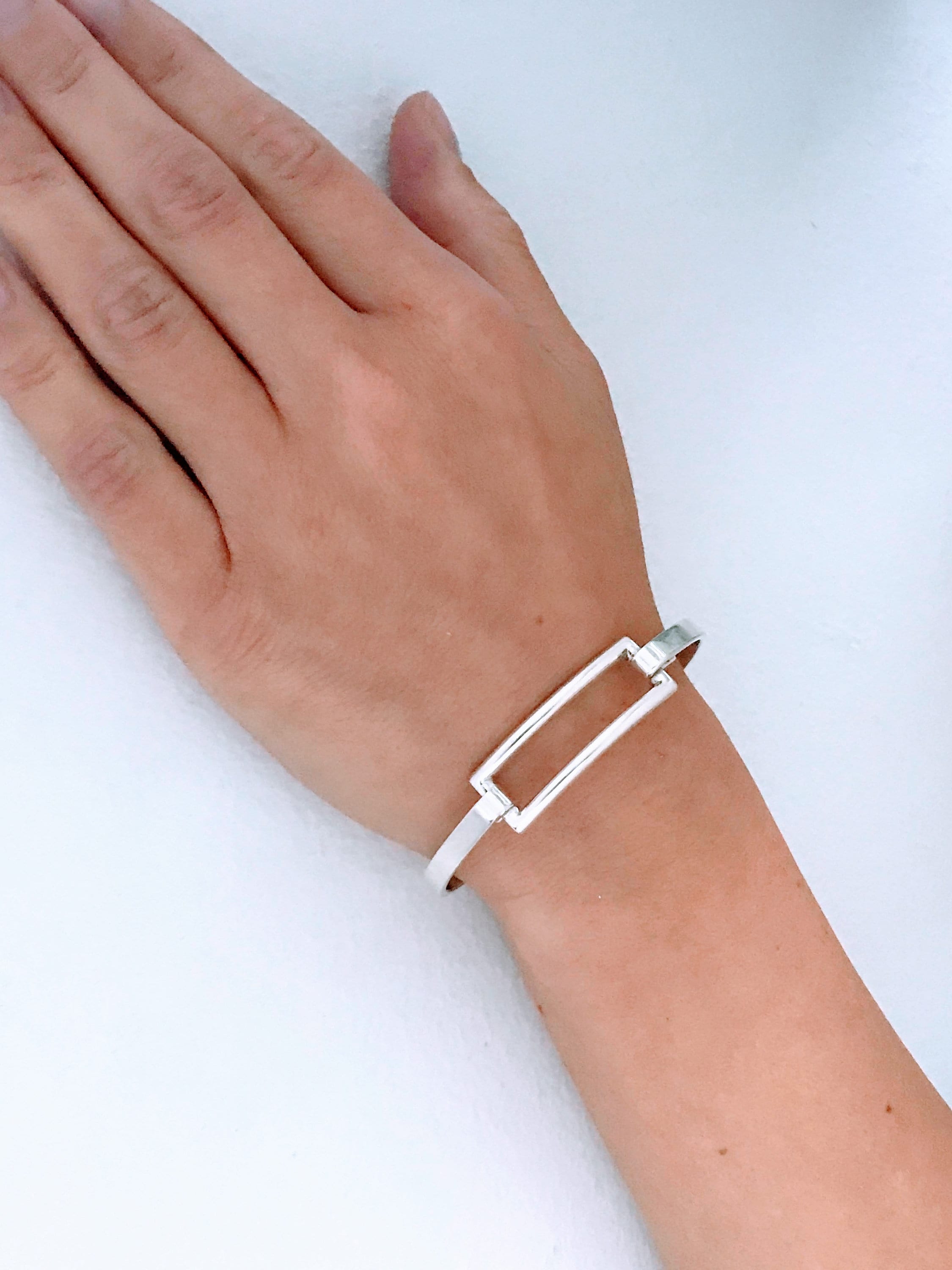 Tiffany & Co Sterling Silver Modern Open Rectangle Bangle Tiffany & Co Sterling Silver Modern Open Rectangle Bangle