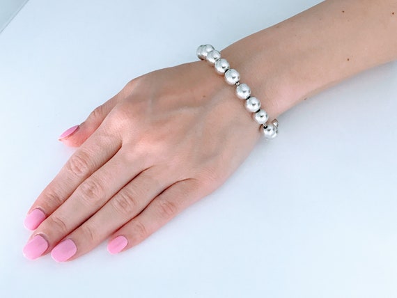 Authentic Tiffany & Co. Sterling Silver Bead Ball Bracelet Authentic Tiffany & Co. Sterling Silver Bead Ball Bracelet