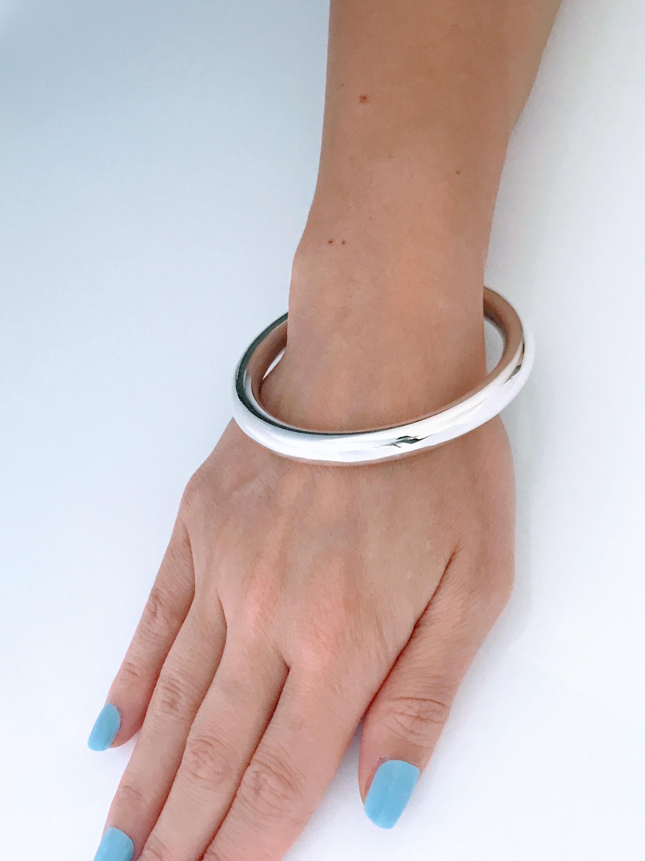 Vintage Mexico Polished Sterling Silver Bangle Bracelet