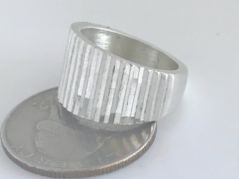 VTG Taxco Modernist Sterling Silver Zig Zag Ring Band Chunky Ribbed Dome Silver Cigar Band Retro Mexico Ridged Tapered 925 Silver Ring