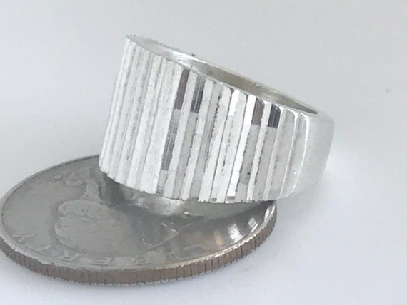 VTG Taxco Modernist Sterling Silver Zig Zag Ring Band Chunky Ribbed Dome Silver Cigar Band Retro Mexico Ridged Tapered 925 Silver Ring