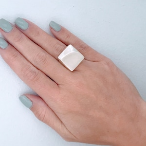 VTG Square Rectangle Dome Sterling Silver Ring Band, Chunky Retro Modern Geometric 925 Silver Cube Swirl Wave Top Ring, Polished High Shine