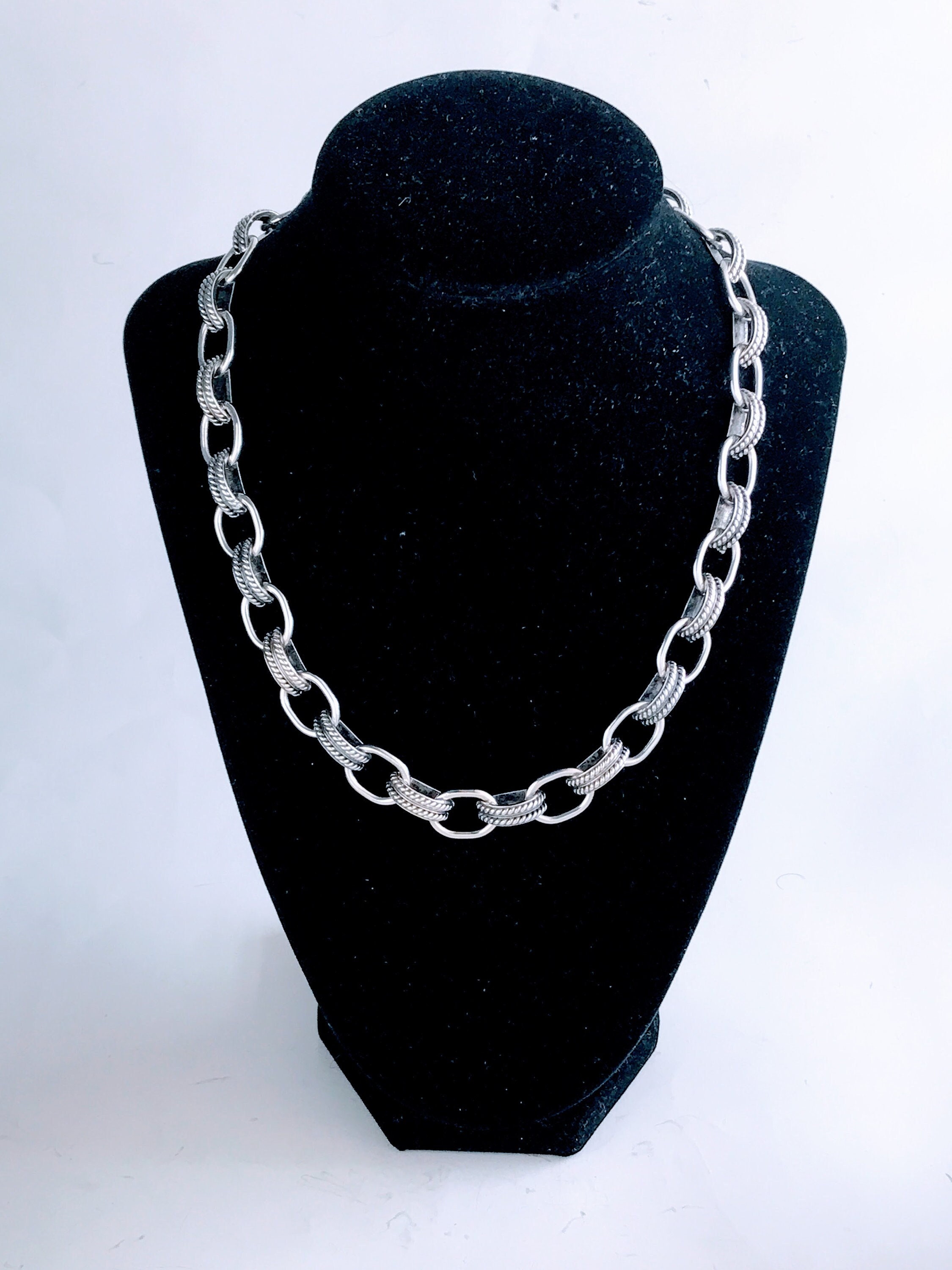 VTG Modernist Sterling Silver Chain Link Necklace, Retro 925 Silver Elongated Link Necklace, Big Chunky Oval Half Dome Cable Link Necklace - Etsy VTG Modernist Sterling Silver Chain Link Necklace, Retro 925 Silver Elongated Link Necklace, Big Chunky Oval Half Dome Cable Link Necklace - Etsy