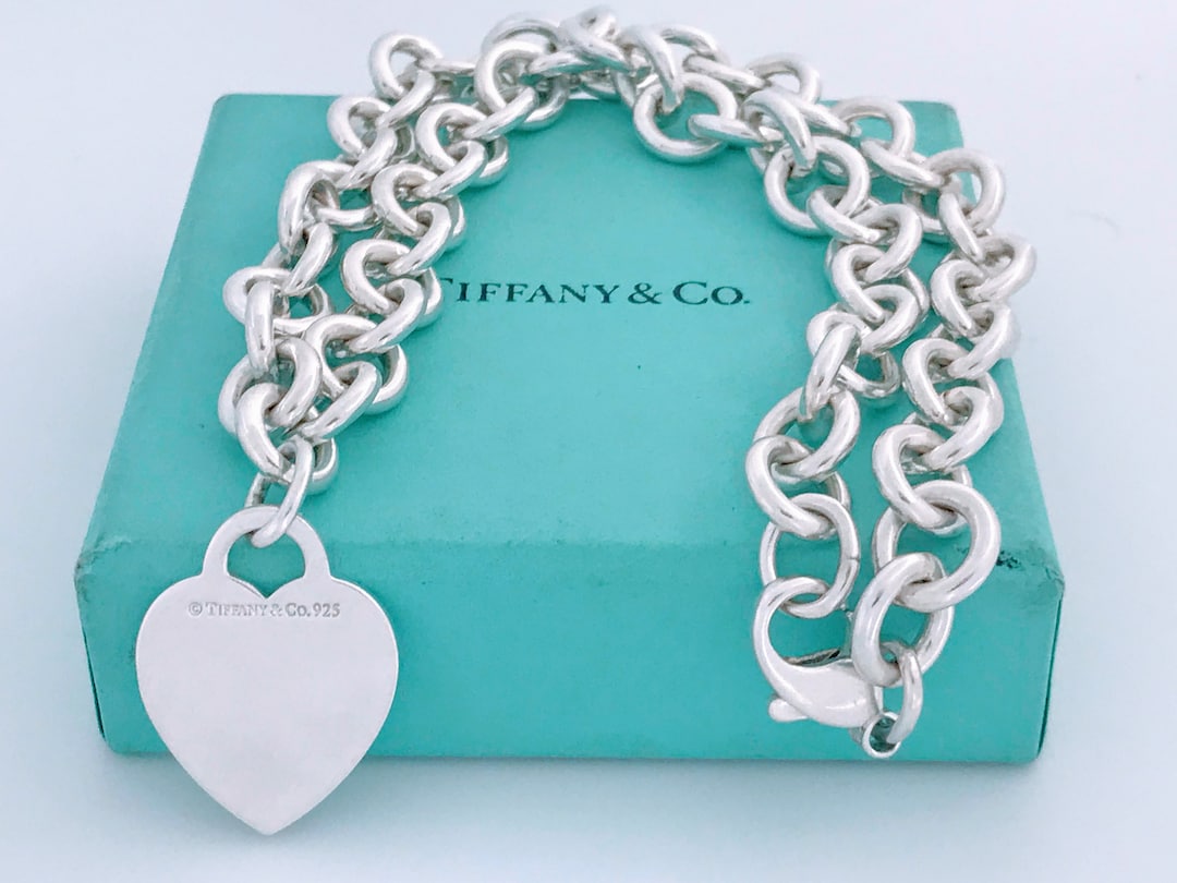 Authentic Tiffany & Co. Sterling Silver Heart Tag Choker Necklace