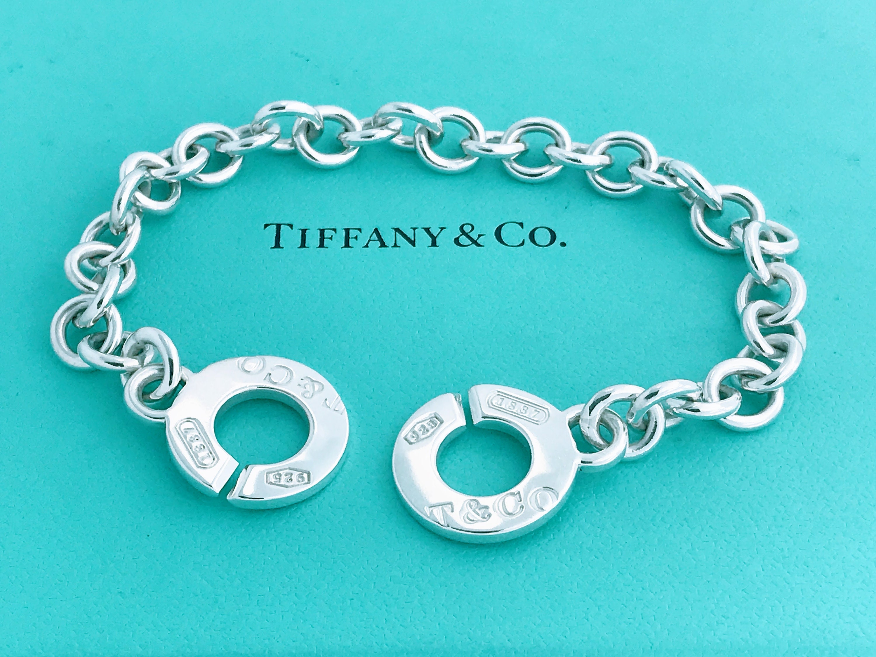 Tiffany & Co 1837 Interlocking Circles Sterling Silver Bracelet, Authentic  Tiffany Co 925 Silver Double Circle Clasp Toggle Bracelet Bangle -   Canada