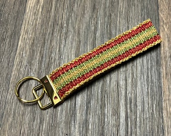 Llavero de pulsera tejido a mano